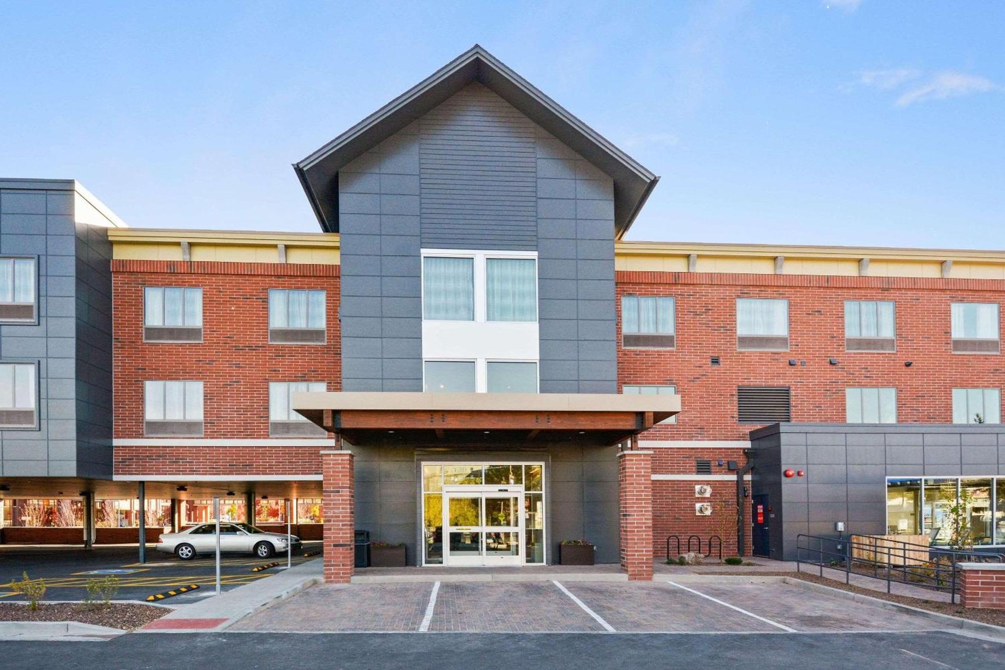 Country Inn & Suites By Radisson, Flagstaff Downtown, Az Екстериор снимка