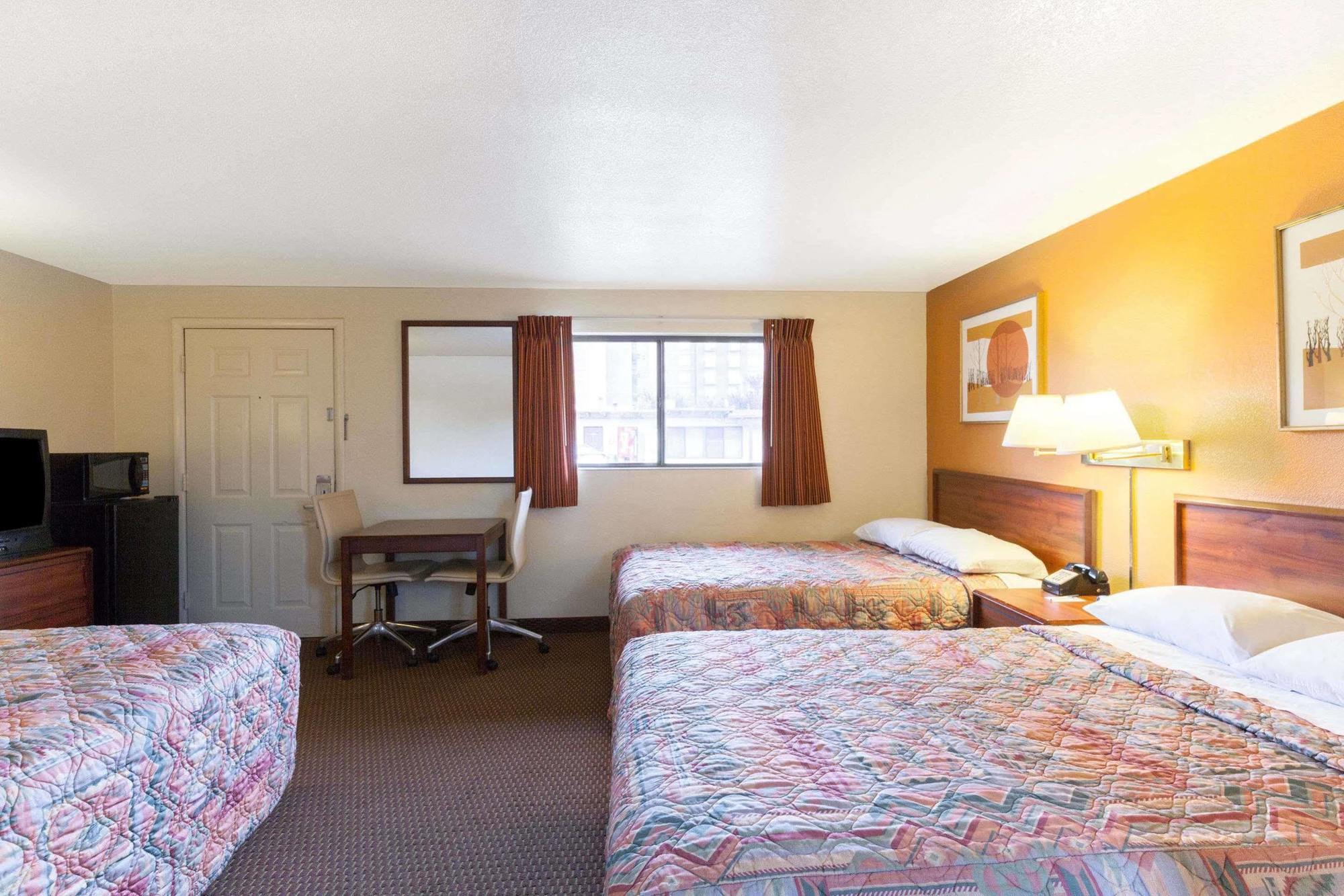 Country Inn & Suites By Radisson, Flagstaff Downtown, Az Екстериор снимка